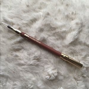 Double Wear Lip Pencil